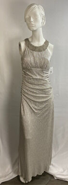 NWT! Cachet Beaded Silver Taupe Cocktail Dress 6